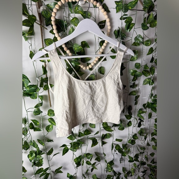 American Eagle Outfitters Tops - American Eagle Outfitters Cream Sleeveless Backless Crop Top